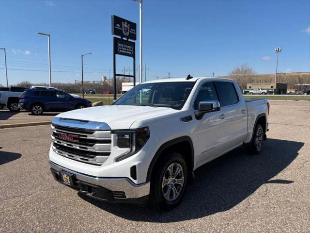 2023 GMC Sierra 1500 4WD Crew Cab Short Box SLE for sale in Burnsville, MN