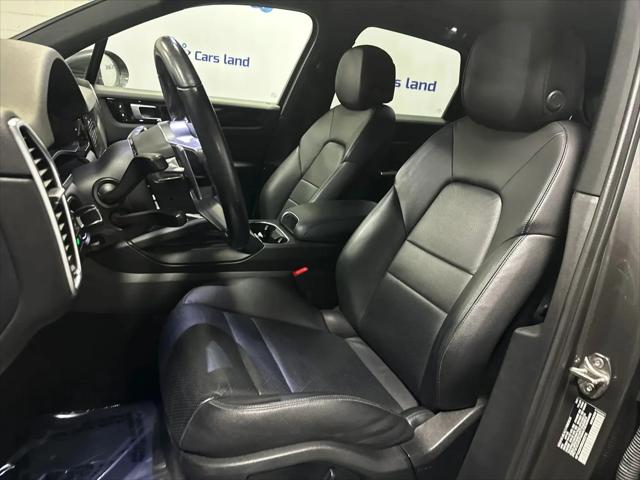 2022 Porsche Cayenne Cayenne