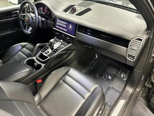 2022 Porsche Cayenne Cayenne