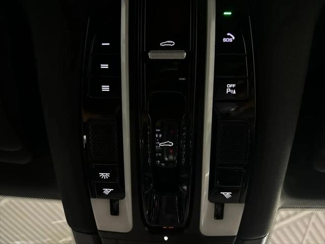 2022 Porsche Cayenne Cayenne
