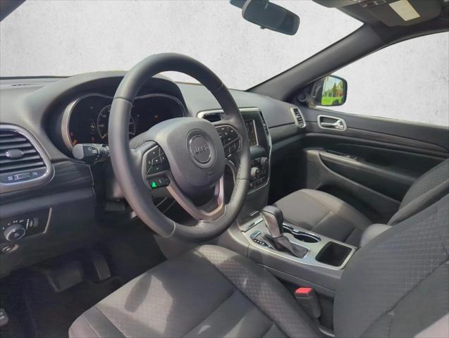 2019 Jeep Grand Cherokee Laredo 4x2