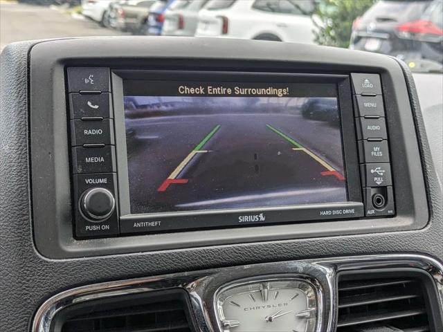 2014 Chrysler Town & Country Touring