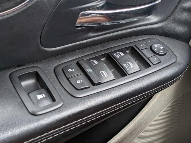 2014 Chrysler Town & Country Touring