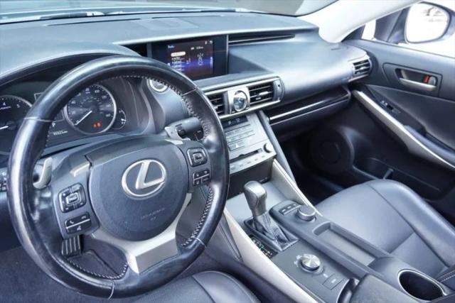 2018 Lexus IS 300 300