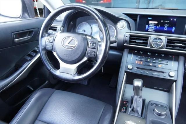 2018 Lexus IS 300 300