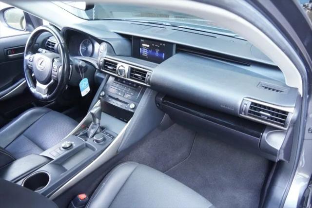 2018 Lexus IS 300 300