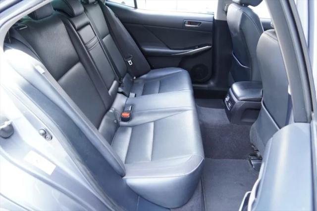 2018 Lexus IS 300 300