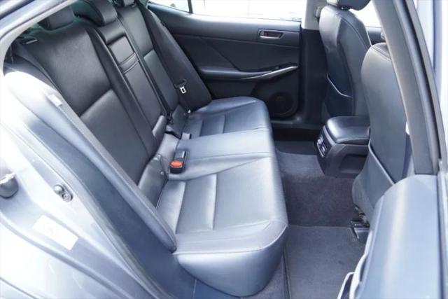 2018 Lexus IS 300 300