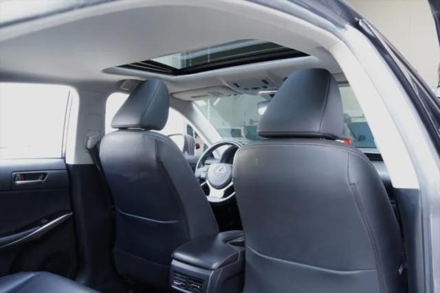 2018 Lexus IS 300 300