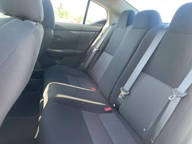 2024 Nissan Sentra SV Xtronic CVT