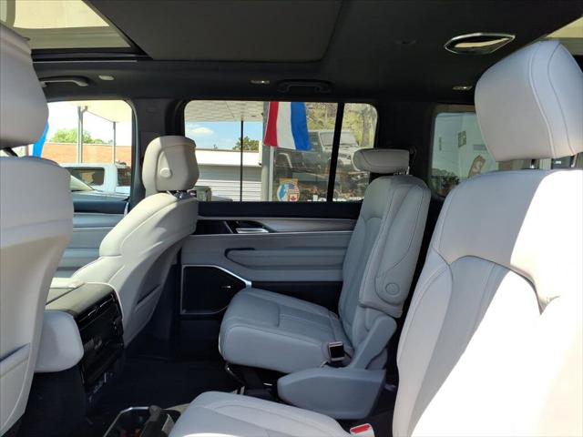2026 Jeep Grand Wagoneer L 4x4