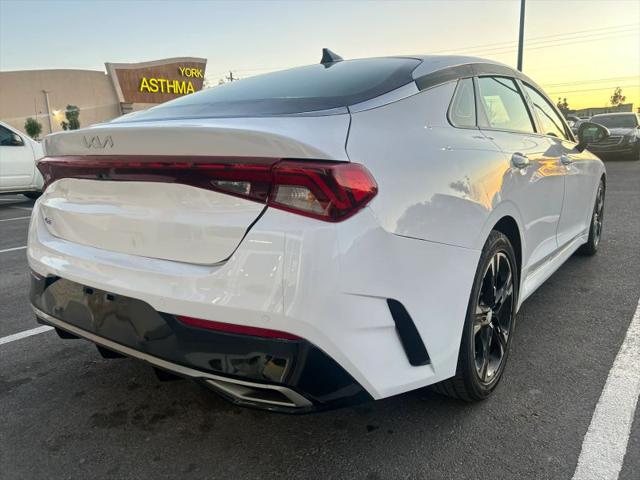 2022 Kia K5 EX