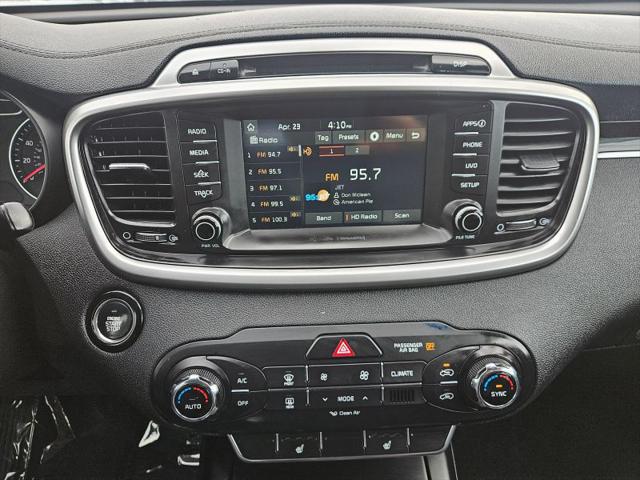 2017 Kia Sorento 2.4L LX