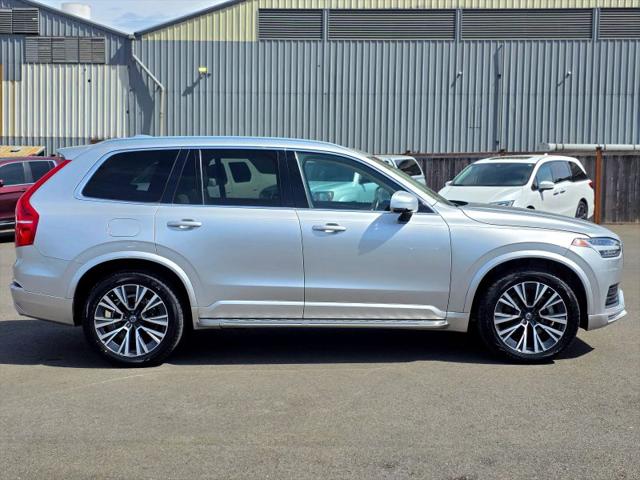 2021 Volvo XC90 T6 Momentum 7 Passenger