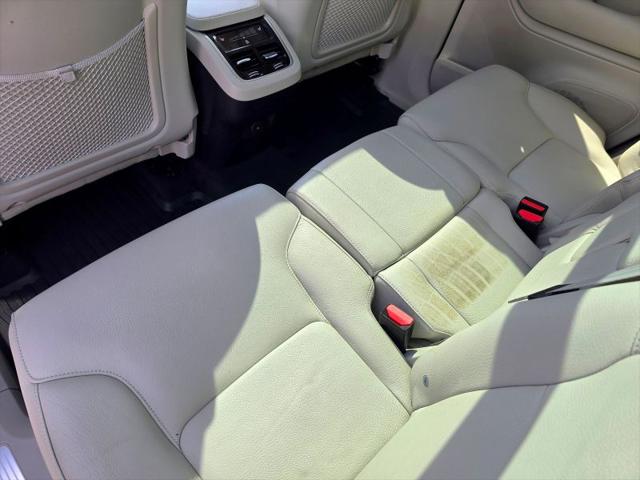 2021 Volvo XC90 T6 Momentum 7 Passenger