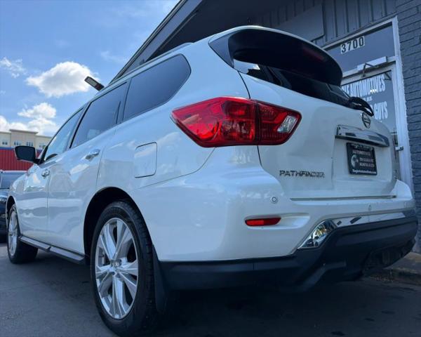 2019 Nissan Pathfinder SL