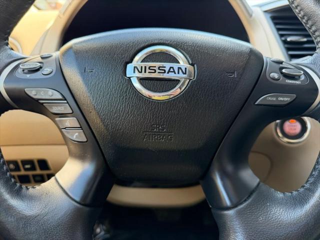 2019 Nissan Pathfinder SL