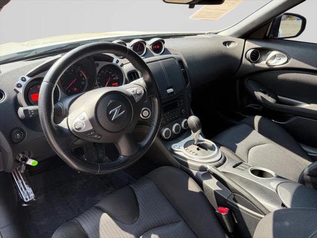 2016 Nissan 370Z Base