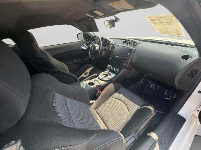 2016 Nissan 370Z Base