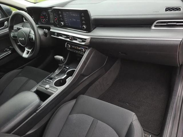 2022 Kia K5 LXS