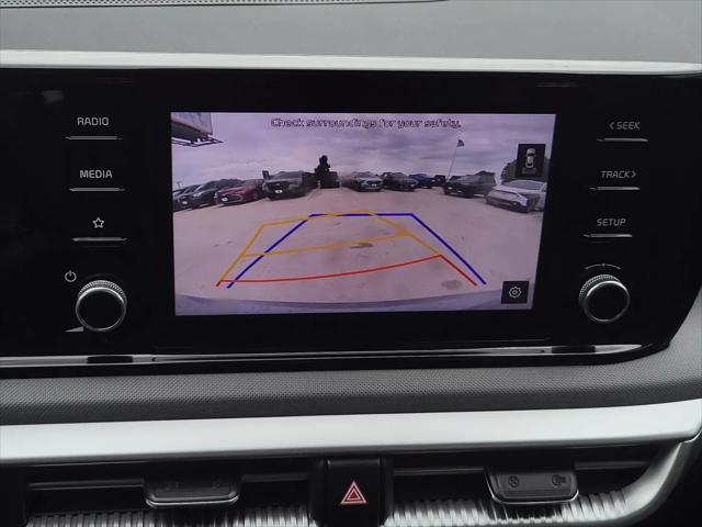 2022 Kia K5 LXS
