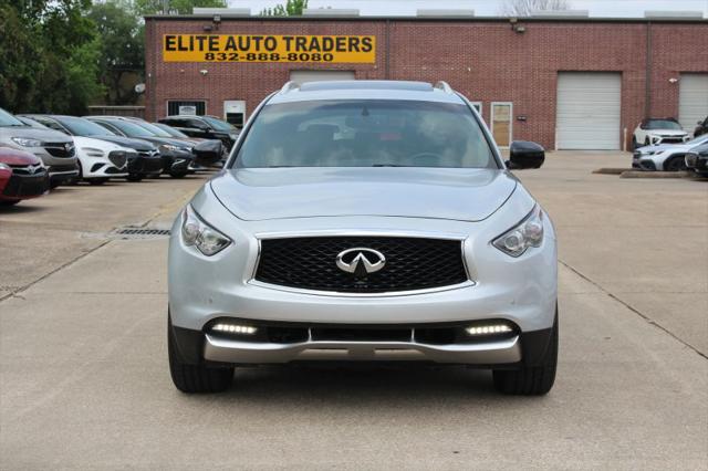 2017 INFINITI QX70 3.7