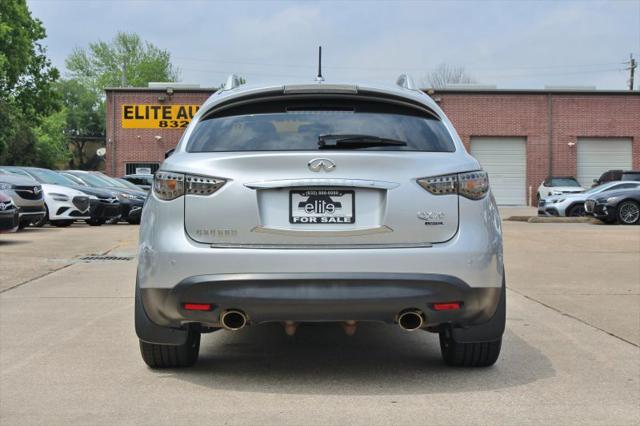 2017 INFINITI QX70 3.7