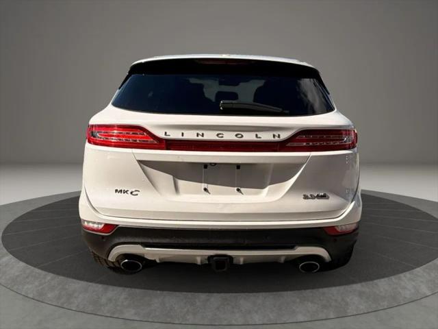 2015 Lincoln MKC Base