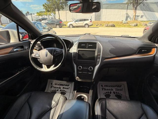 2015 Lincoln MKC Base