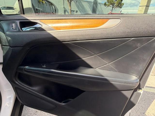 2015 Lincoln MKC Base