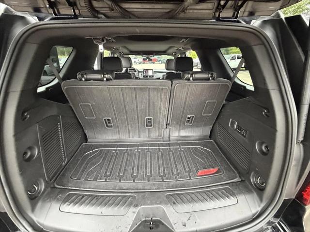 2022 GMC Yukon 2WD SLT