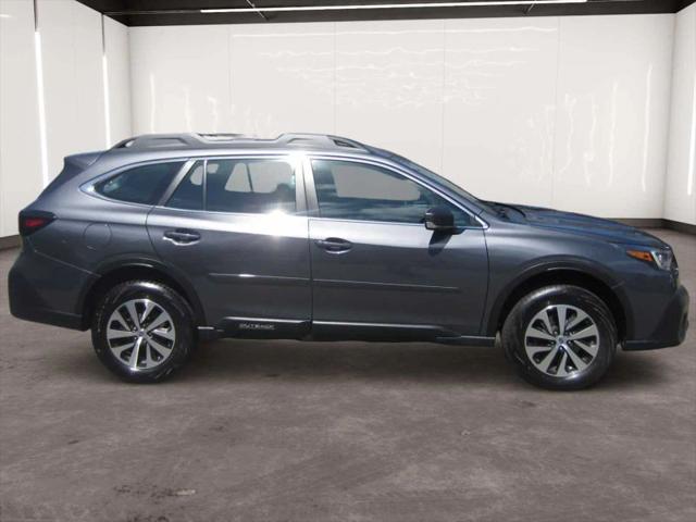 2022 Subaru Outback Base