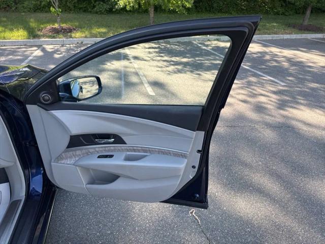 2018 Acura RLX Base