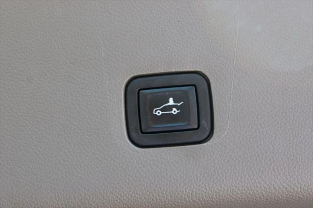 2020 Chevrolet Traverse AWD LT Cloth