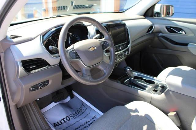 2020 Chevrolet Traverse AWD LT Cloth