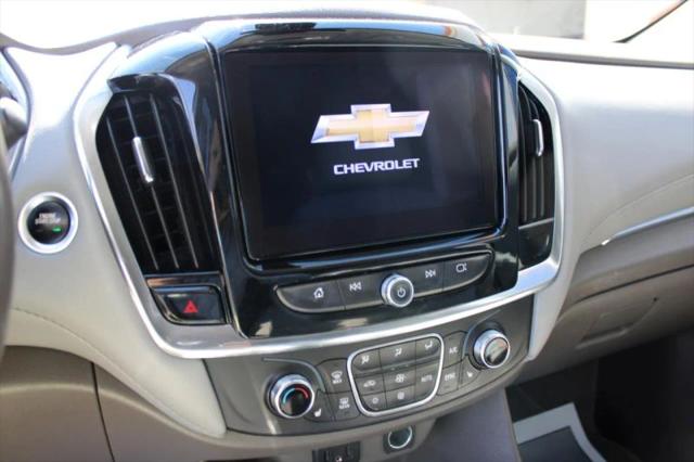 2020 Chevrolet Traverse AWD LT Cloth