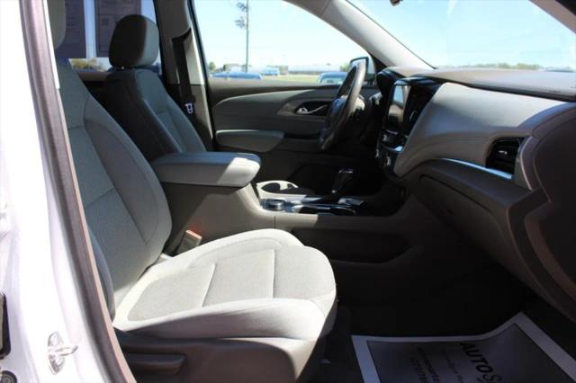 2020 Chevrolet Traverse AWD LT Cloth