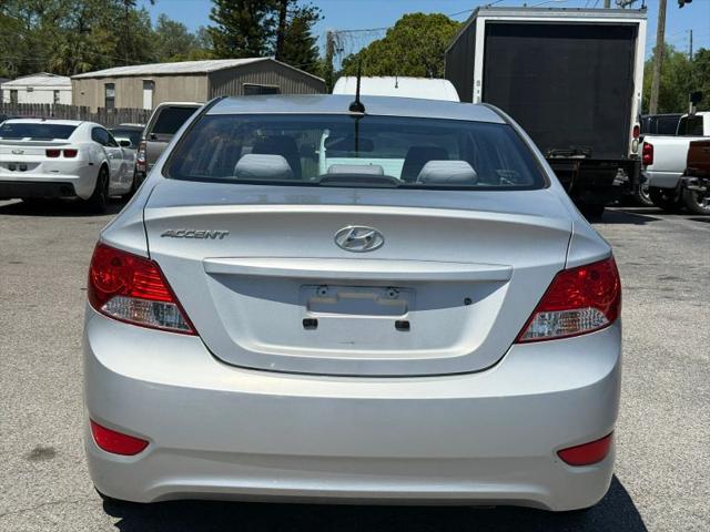 2012 Hyundai Accent GLS