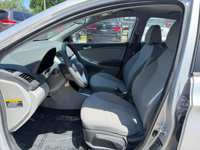 2012 Hyundai Accent GLS