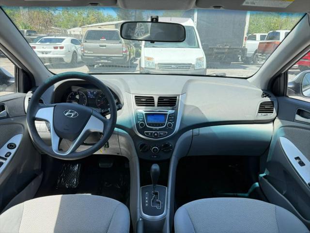 2012 Hyundai Accent GLS