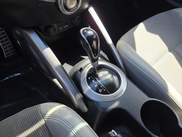 2013 Hyundai Veloster Base w/Gray
