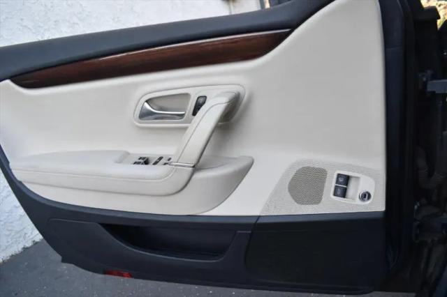 2012 Volkswagen CC Lux Limited