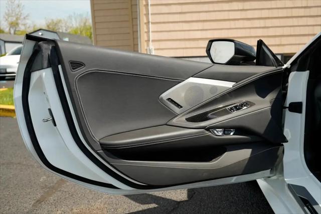 2020 Chevrolet Corvette Stingray RWD Coupe 2LT