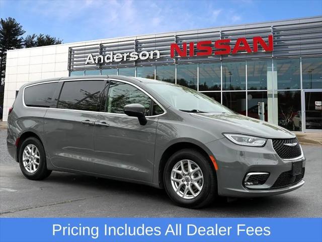 2023 Chrysler Pacifica Touring L for sale in Asheville, NC