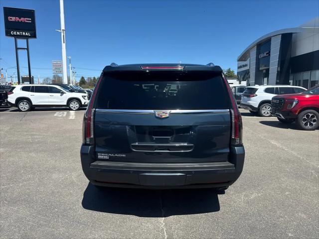 2020 Cadillac Escalade 4WD Luxury