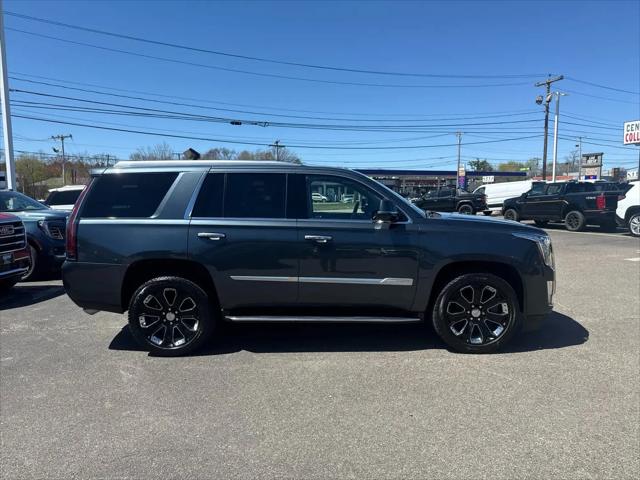 2020 Cadillac Escalade 4WD Luxury