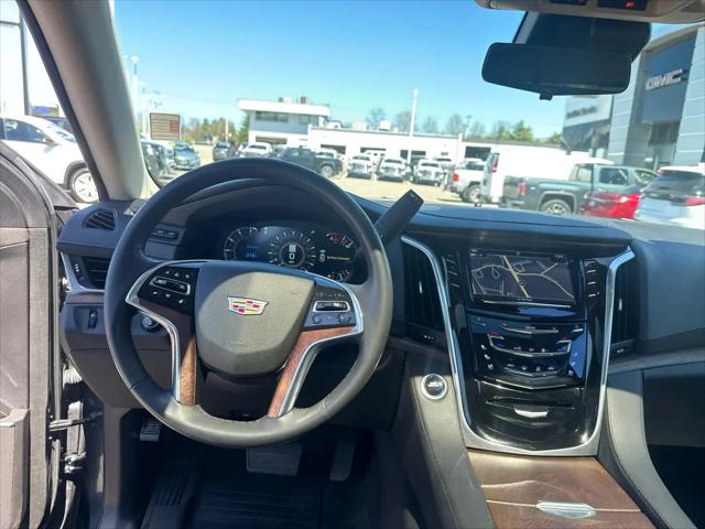 2020 Cadillac Escalade 4WD Luxury
