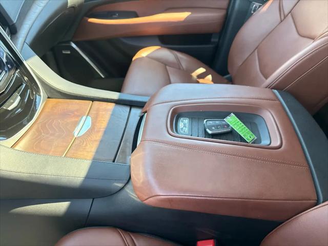 2020 Cadillac Escalade 4WD Luxury