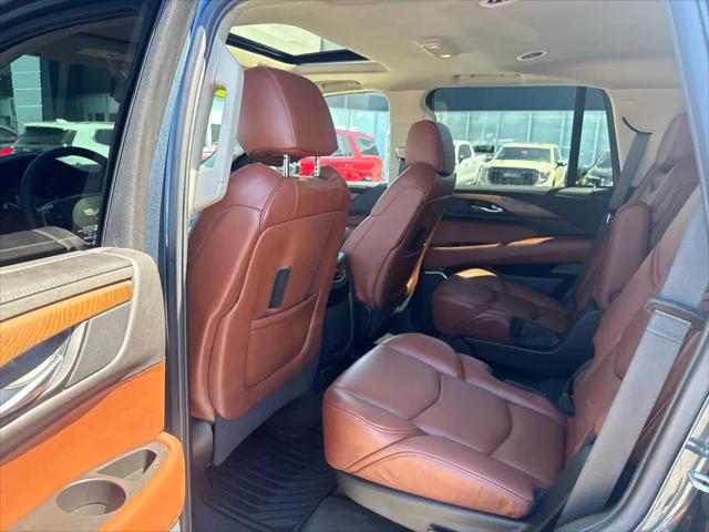 2020 Cadillac Escalade 4WD Luxury