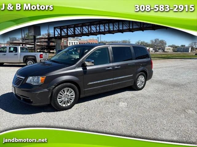 2015 Chrysler Town & Country Limited for sale in Wood River, NE